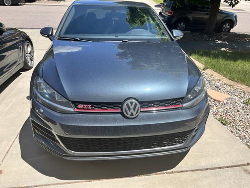 2019 Volkswagen Golf GTI 2.0T S 4-Door