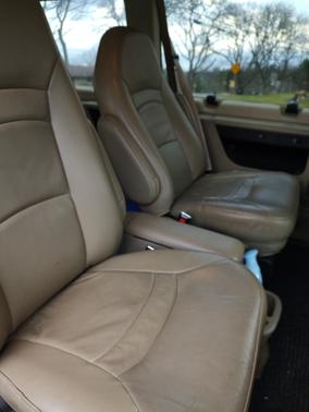 2004 Ford E150 Chateau