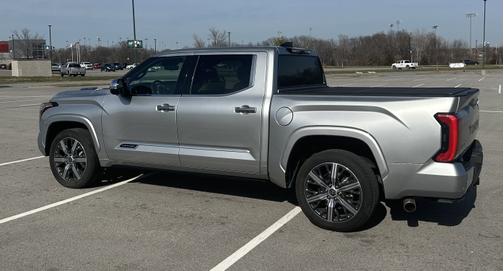 2022 Toyota Tundra Hybrid Capstone