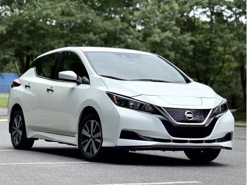 2022 Nissan Leaf S PLUS