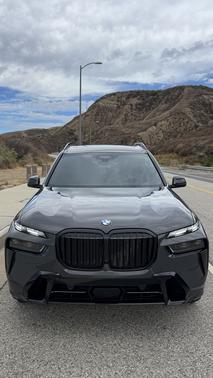 Gray 2025 BMW X7 xDrive40i