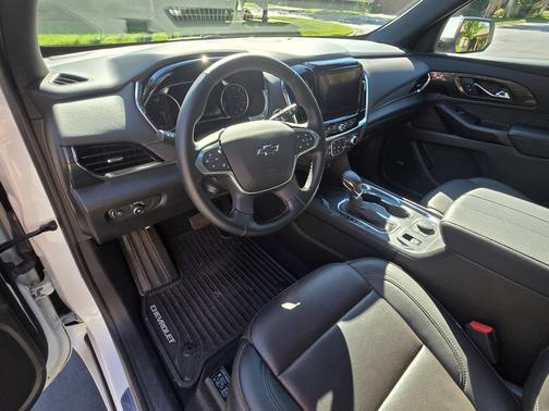 2023 Chevrolet Traverse High Country