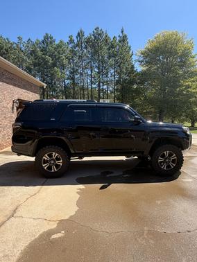 Black 2021 Toyota 4Runner SR5
