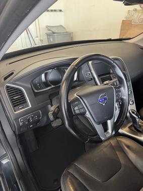 Gray 2016 Volvo XC60 T6 Drive-E