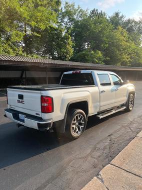 White 2014 GMC Sierra 1500 SLT