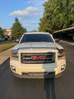 White 2014 GMC Sierra 1500 SLT