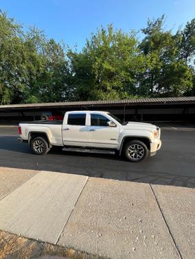 White 2014 GMC Sierra 1500 SLT