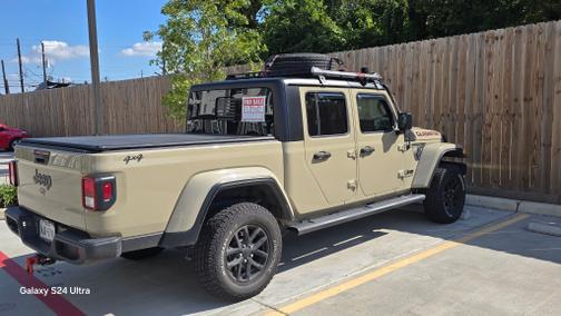 2022 Jeep Gladiator Sport S