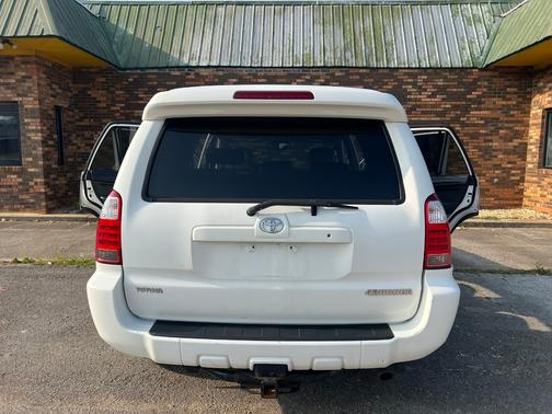 White 2007 Toyota 4Runner Limited V8
