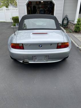 Silver 1998 BMW Z3 2.8 Roadster