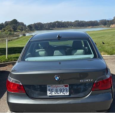 Gray 2004 BMW 530 i