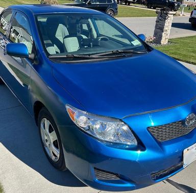 Blue 2009 Toyota Corolla LE