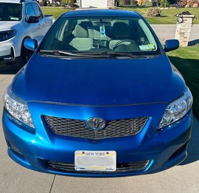 Blue 2009 Toyota Corolla LE