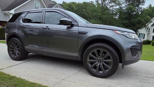 Gray 2016 Land Rover Discovery Sport SE