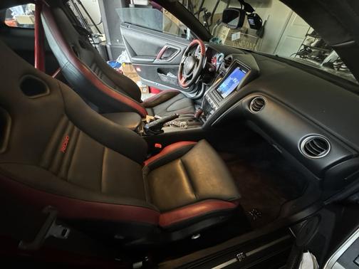 2010 Nissan GT-R Premium
