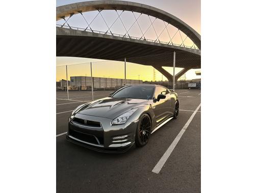 2010 Nissan GT-R Premium