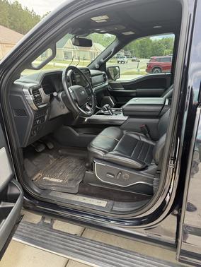 Blue 2021 Ford F-150 Platinum