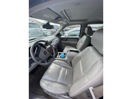 Photo 4 of 5 of 2007 Chevrolet Tahoe LTZ