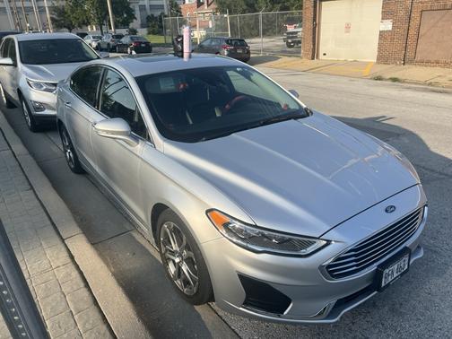 Silver 2019 Ford Fusion SEL