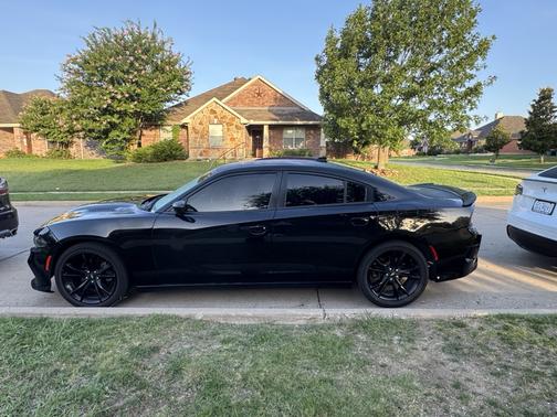2018 Dodge Charger SXT