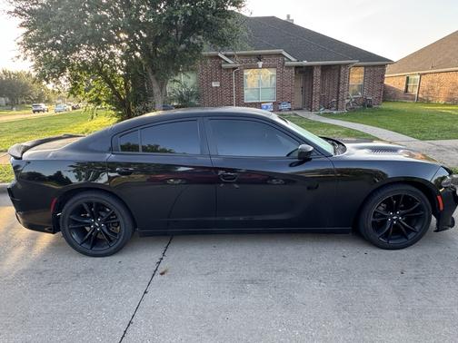 2018 Dodge Charger SXT