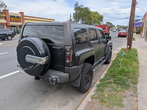 2007 Hummer H3 Base