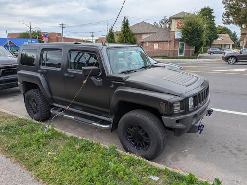 2007 Hummer H3 Base