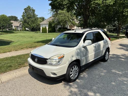 Beige 2007 Buick Rendezvous CXL