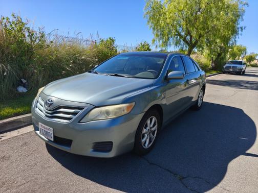 2011 Toyota Camry LE