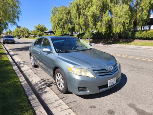 2011 Toyota Camry LE