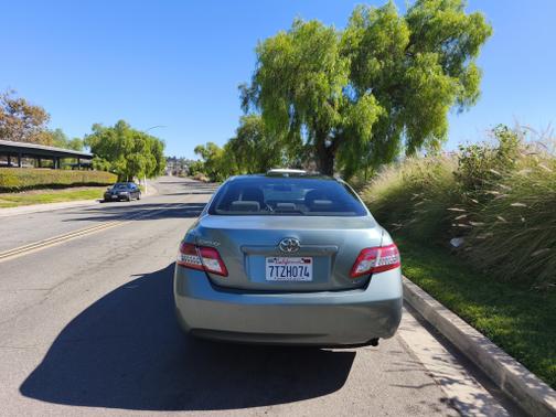 2011 Toyota Camry LE