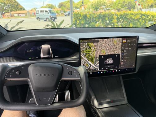2023 Tesla Model X Plaid