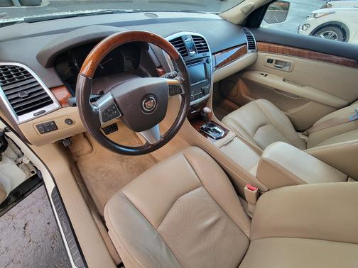 2008 Cadillac SRX V8