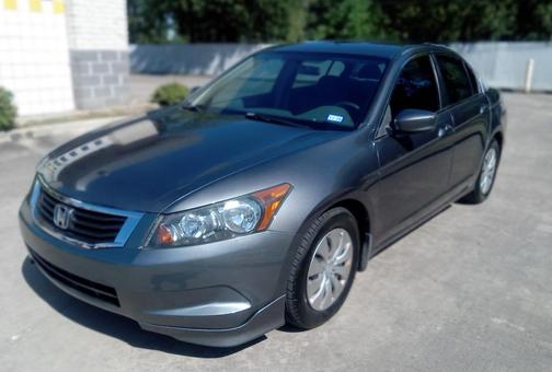 Gray 2009 Honda Accord LX