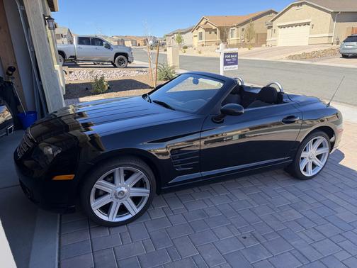 2006 Chrysler Crossfire Standard