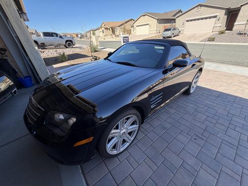 2006 Chrysler Crossfire Standard
