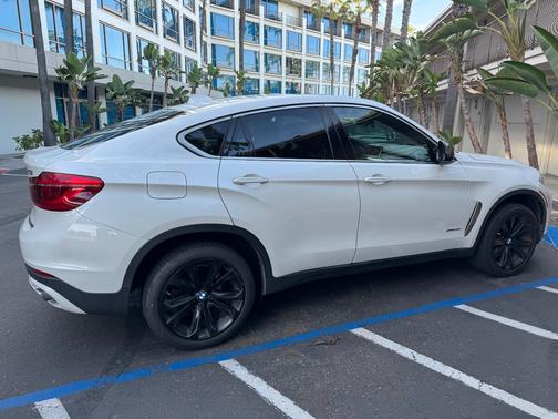 White 2017 BMW X6 sDrive35i