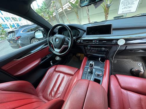 White 2017 BMW X6 sDrive35i