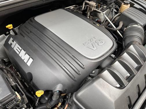 Gray 2013 Jeep Grand Cherokee Overland