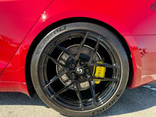 2021 Tesla Model S Plaid