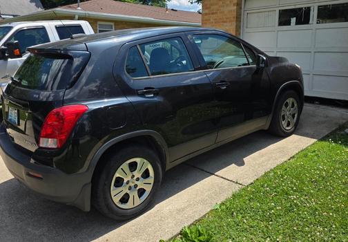 Black 2016 Chevrolet Trax LS
