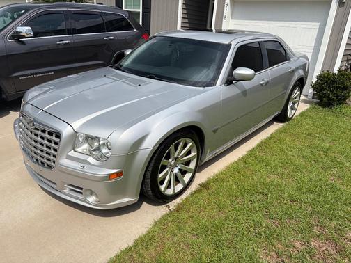 Silver 2006 Chrysler 300C SRT8