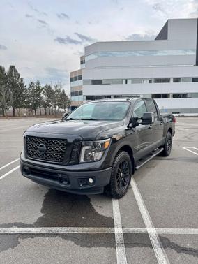 2018 Nissan Titan SV