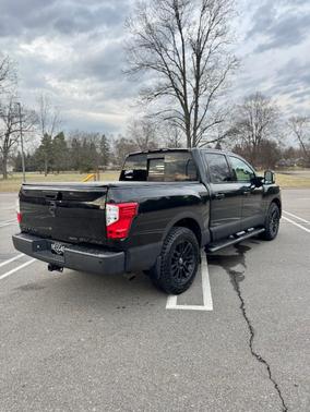 2018 Nissan Titan SV