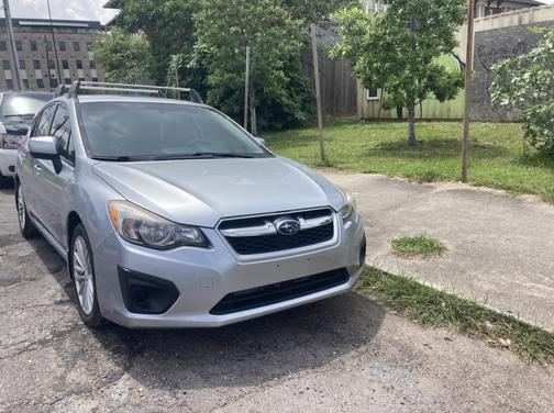 2013 Subaru Impreza 2.0i Premium