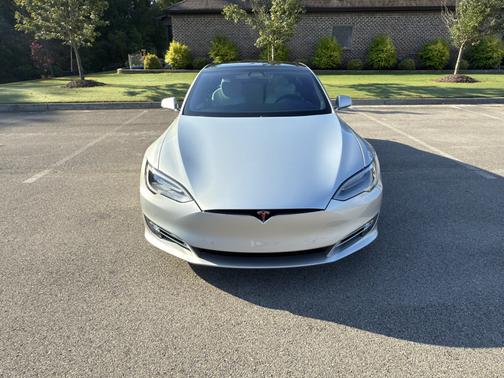 2018 Tesla Model S 100D