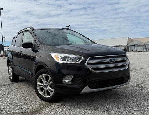 Black 2018 Ford Escape SEL