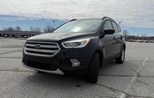 Black 2018 Ford Escape SEL