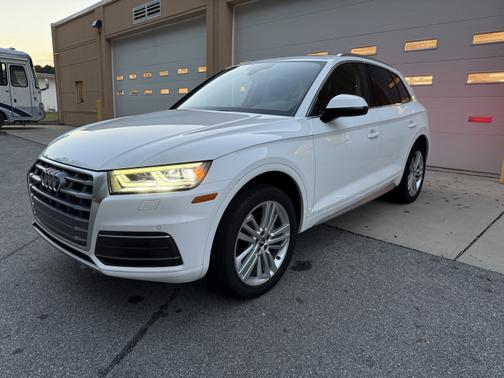 2020 Audi Q5 45 Premium