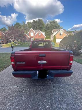 Red 2008 Ford Ranger XLT